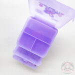 Organizador visto desde arriba, con todos sus compartimientos abiertos.