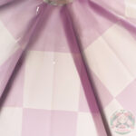 ▫️Importado, sin licencia oficial. ▫️Precio rebajado por falla de fabrica en la lona, ver fotos. ▫️La modelo que sostiene el paraguas mide 1,57. ▫️Cerrado mide 75 cm de largo, 8 cm de ancho. ▫️Abierto mide 68 cm de alto, 87 cm ancho.